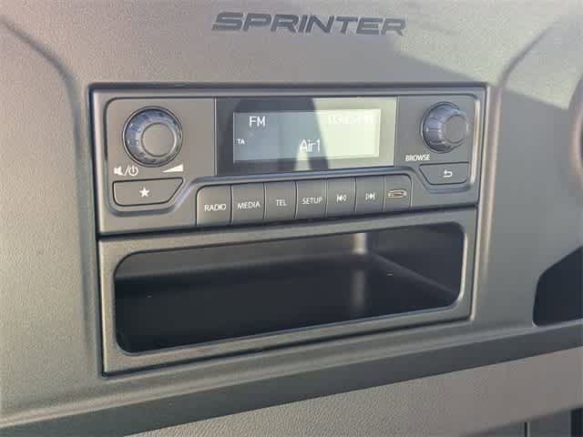 Thumbnail: 2025 Mercedes-Benz Sprinter - 23