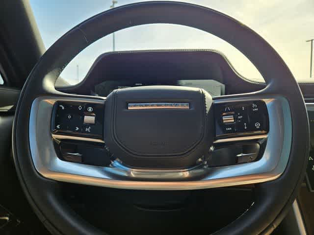 Thumbnail: 2025 Land Rover Range Rover - 25