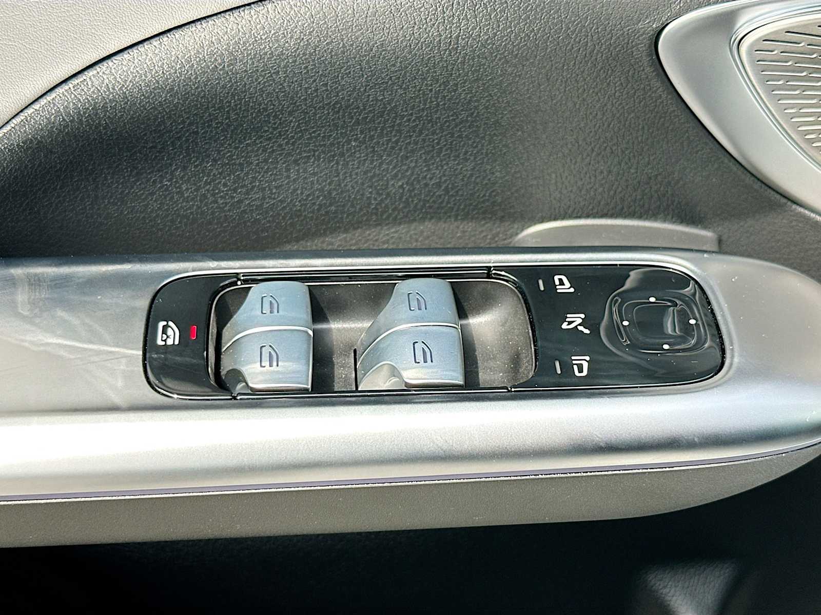 2026 Mercedes-Benz C-Class Sedan AMG C43 - Photo 17