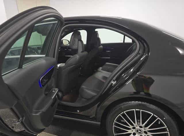 Thumbnail: 2024 Mercedes-Benz C-Class - 6