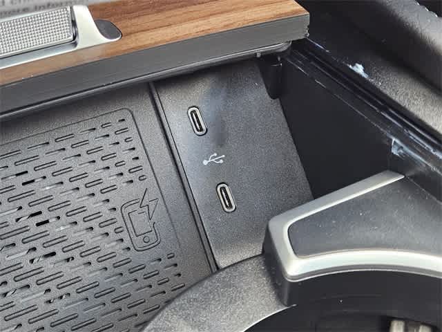 Thumbnail: 2026 Mercedes-Benz GLE - 32