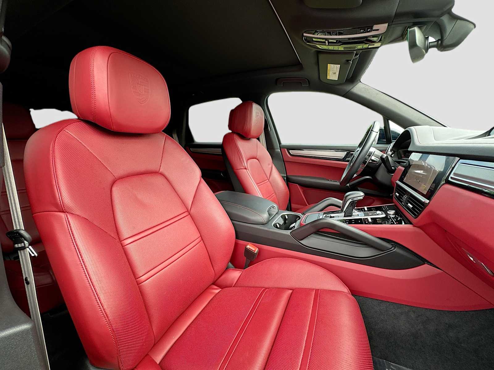 Thumbnail: 2023 Porsche Cayenne - 30