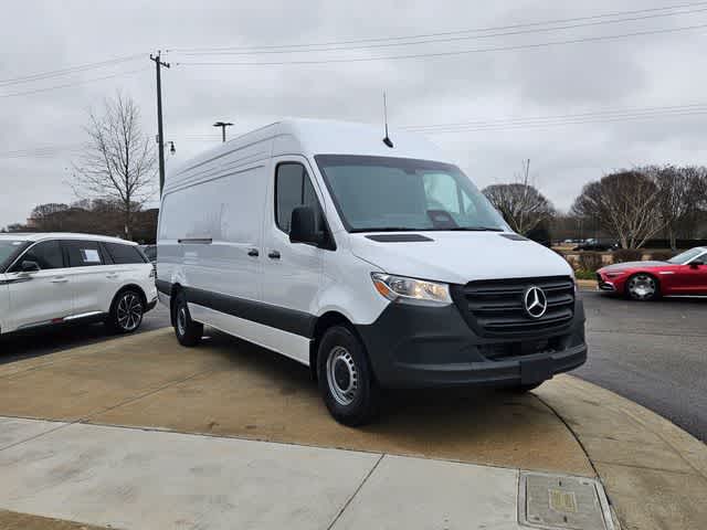Thumbnail: 2026 Mercedes-Benz Sprinter - 3