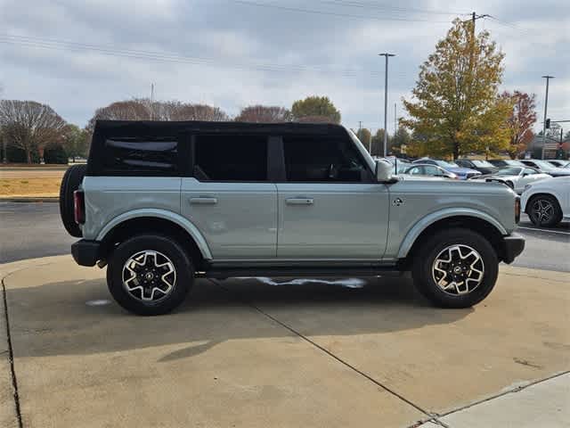 Thumbnail: 2022 Ford Bronco - 8