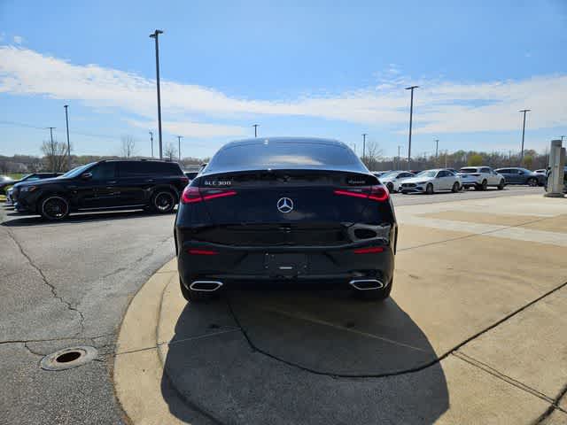 Thumbnail: 2025 Mercedes-Benz GLC - 9