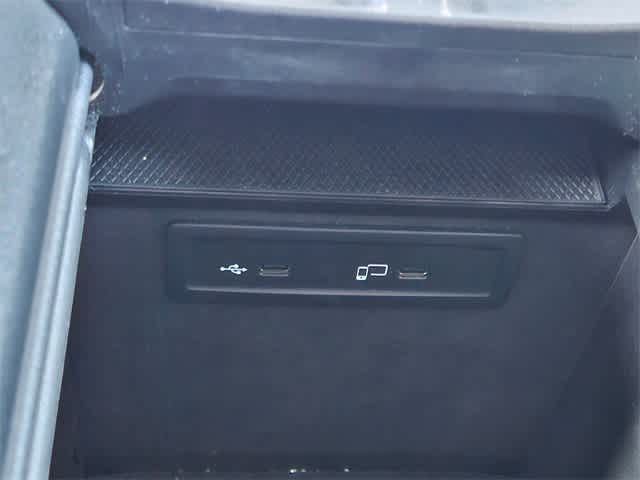 Thumbnail: 2022 Mercedes-Benz GLC - 27