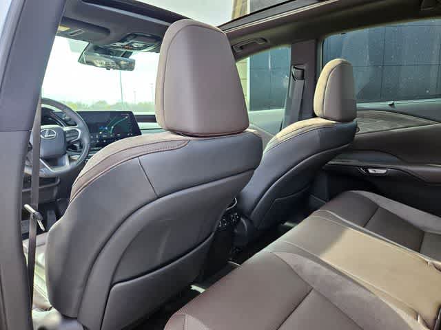 Thumbnail: 2025 Lexus RX - 18