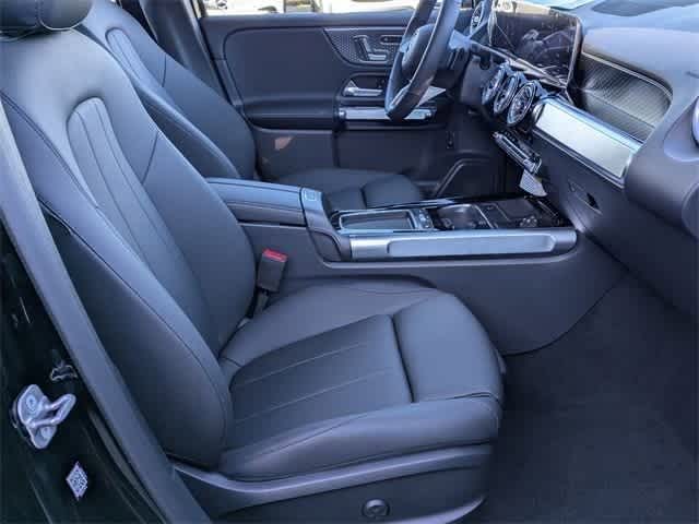 Thumbnail: 2025 Mercedes-Benz GLB - 10