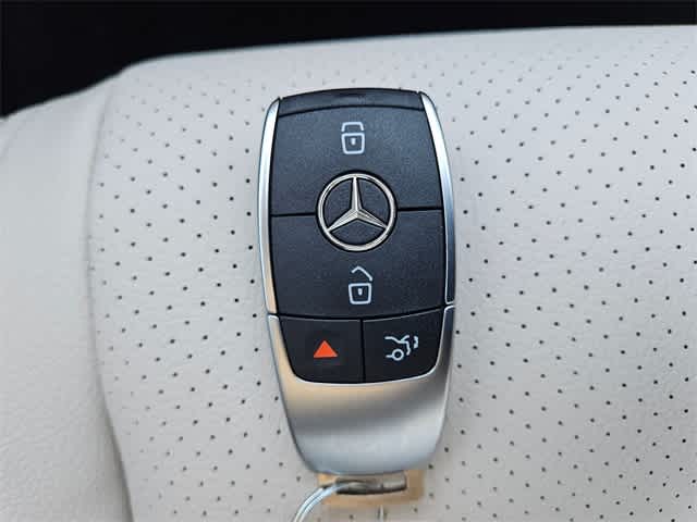 Thumbnail: 2026 Mercedes-Benz GLE - 34