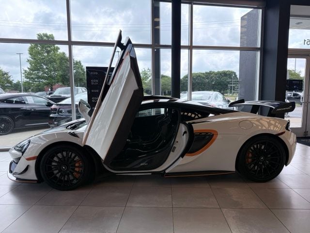 Thumbnail: 2020 Mclaren  - 8