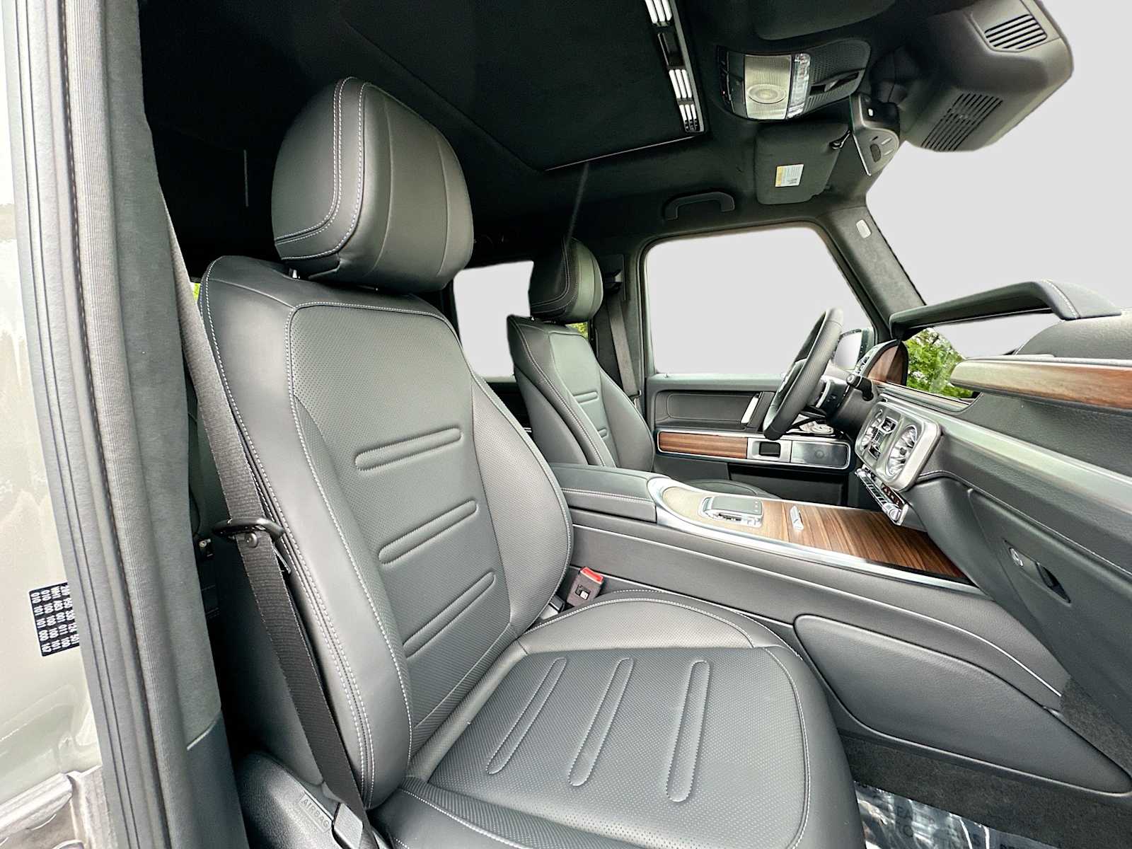 Thumbnail: 2026 Mercedes-Benz G-Class - 30