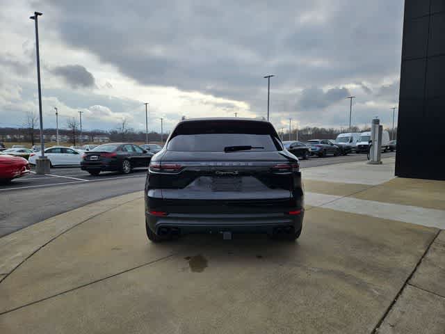 Thumbnail: 2023 Porsche Cayenne - 7