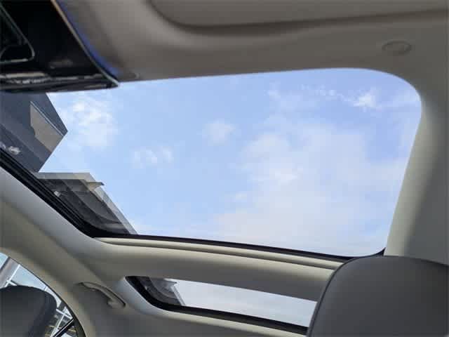 2025 Mercedes-Benz E-Class E 350 26