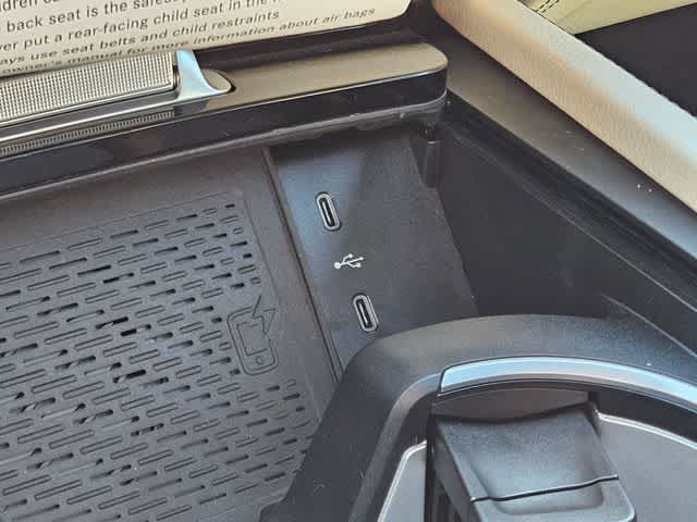 Thumbnail: 2026 Mercedes-Benz GLE - 31