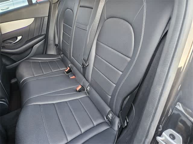 Thumbnail: 2022 Mercedes-Benz GLC - 17