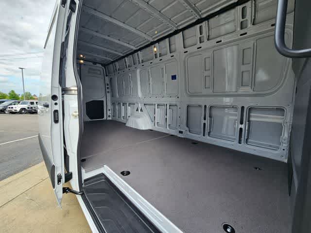 Thumbnail: 2026 Mercedes-Benz Sprinter - 19