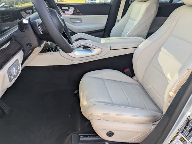 Thumbnail: 2026 Mercedes-Benz GLE - 14