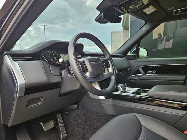 Thumbnail: 2025 Land Rover Range Rover - 2