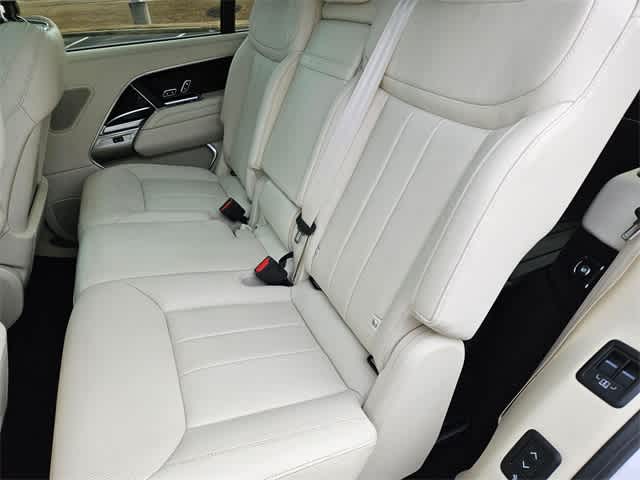 Thumbnail: 2025 Land Rover Range Rover - 21