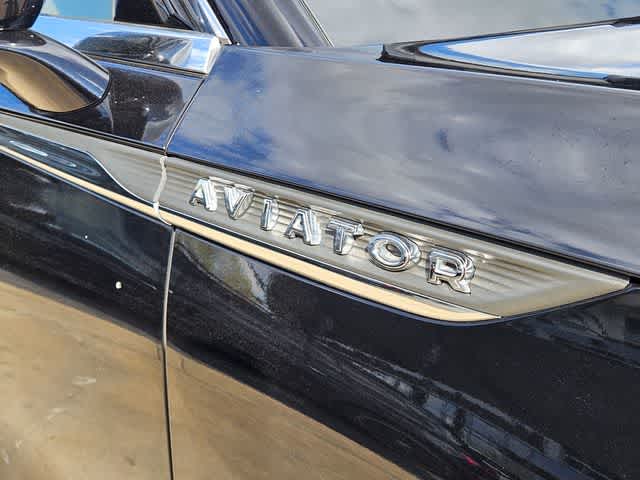 Thumbnail: 2022 Lincoln Aviator - 12