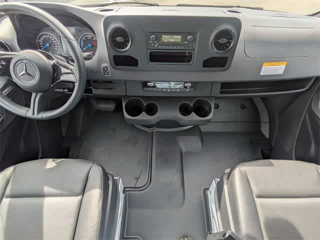 Thumbnail: 2024 Mercedes-Benz eSprinter - 14