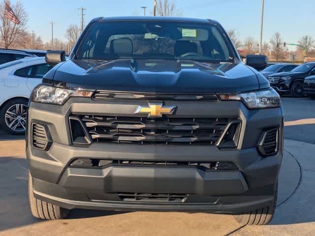 Thumbnail: 2023 Chevrolet Colorado - 4