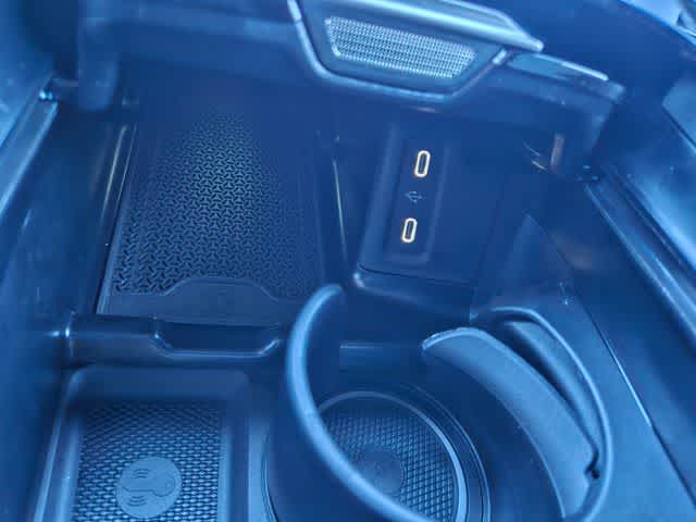 Thumbnail: 2026 Mercedes-Benz GLC - 28