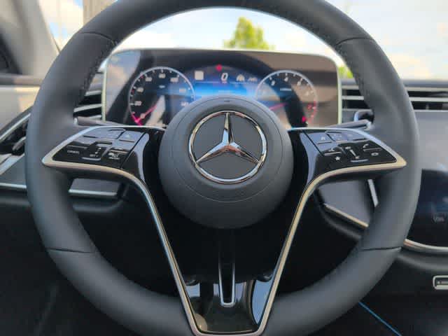 Thumbnail: 2026 Mercedes-Benz E-Class - 20