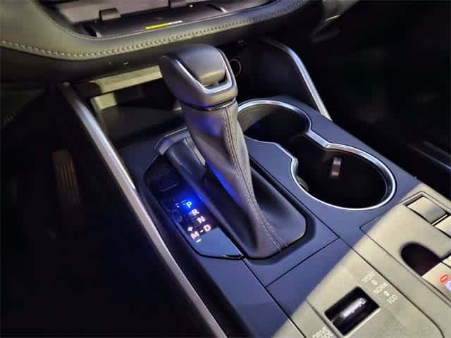 Thumbnail: 2023 Toyota Highlander - 27