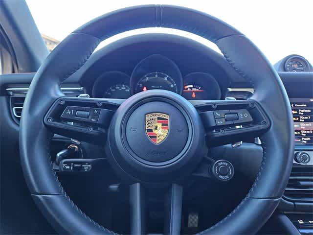 Thumbnail: 2024 Porsche Macan - 24