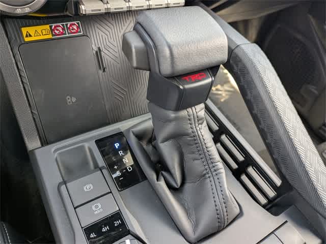 Thumbnail: 2025 Toyota 4Runner - 31