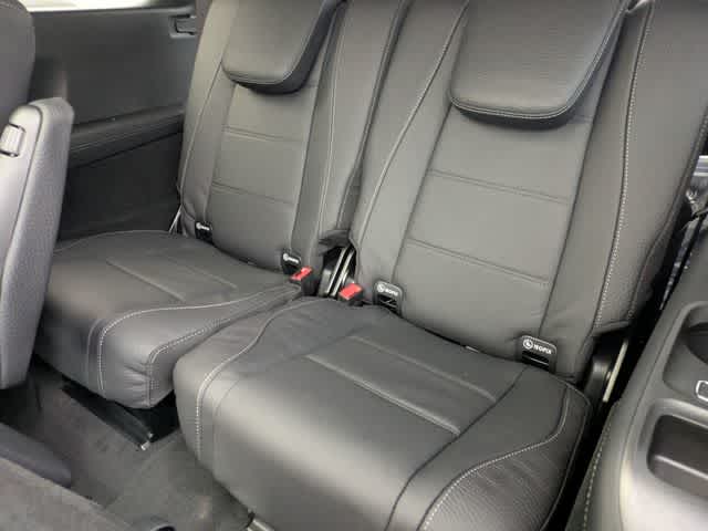 Thumbnail: 2026 Mercedes-Benz GLS - 22