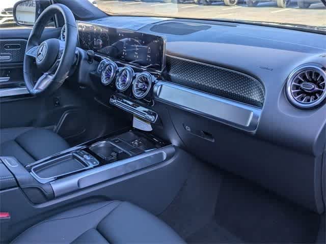 Thumbnail: 2025 Mercedes-Benz GLB - 11