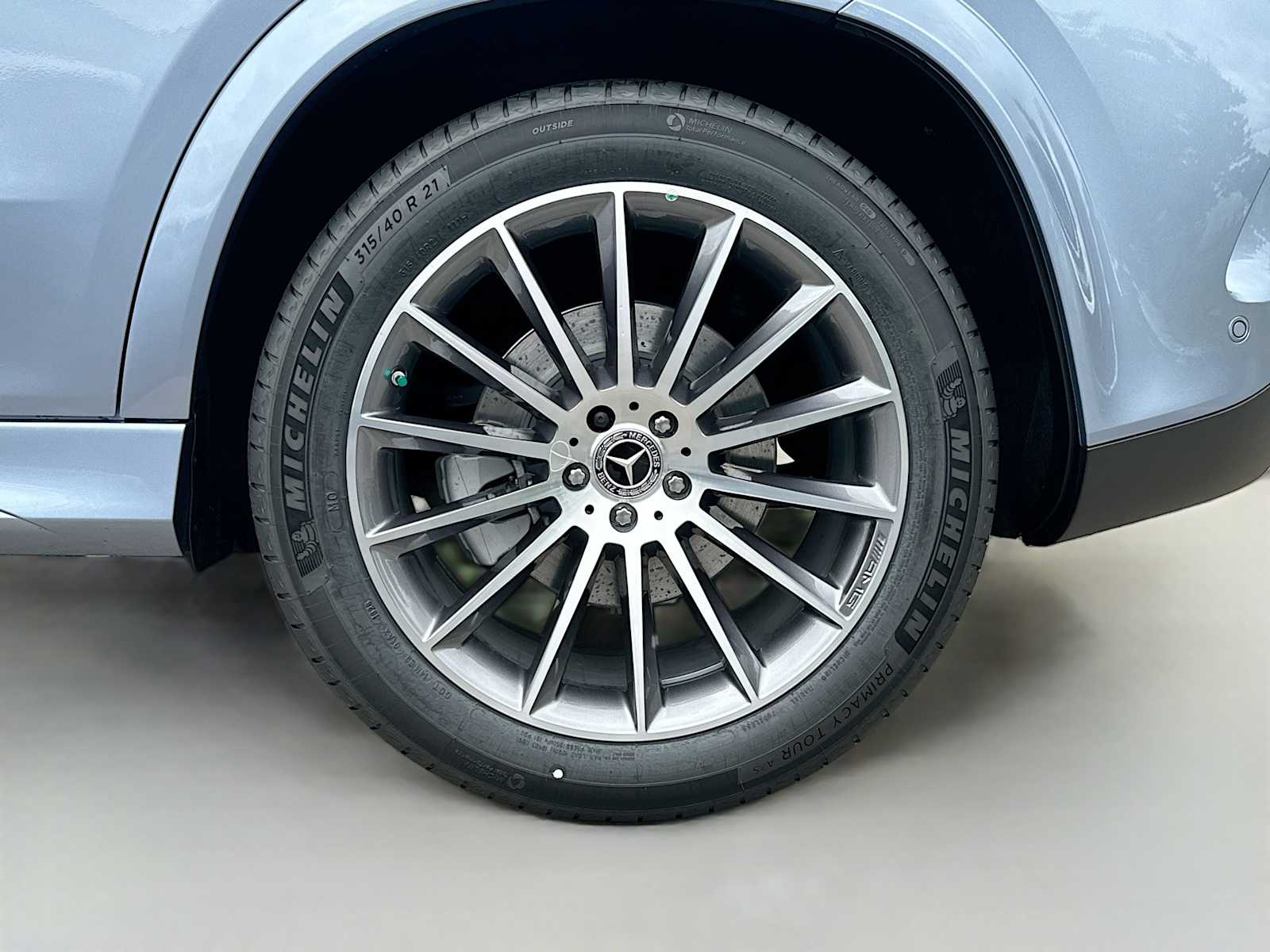 Thumbnail: 2026 Mercedes-Benz GLE - 32