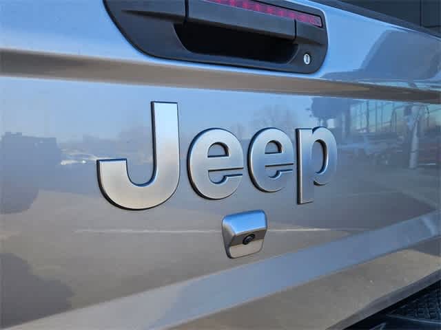 Thumbnail: 2021 Jeep Gladiator - 11