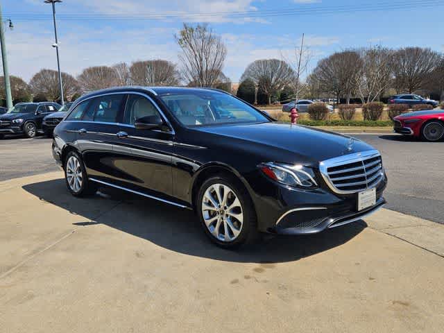 Thumbnail: 2017 Mercedes-Benz E-Class - 3