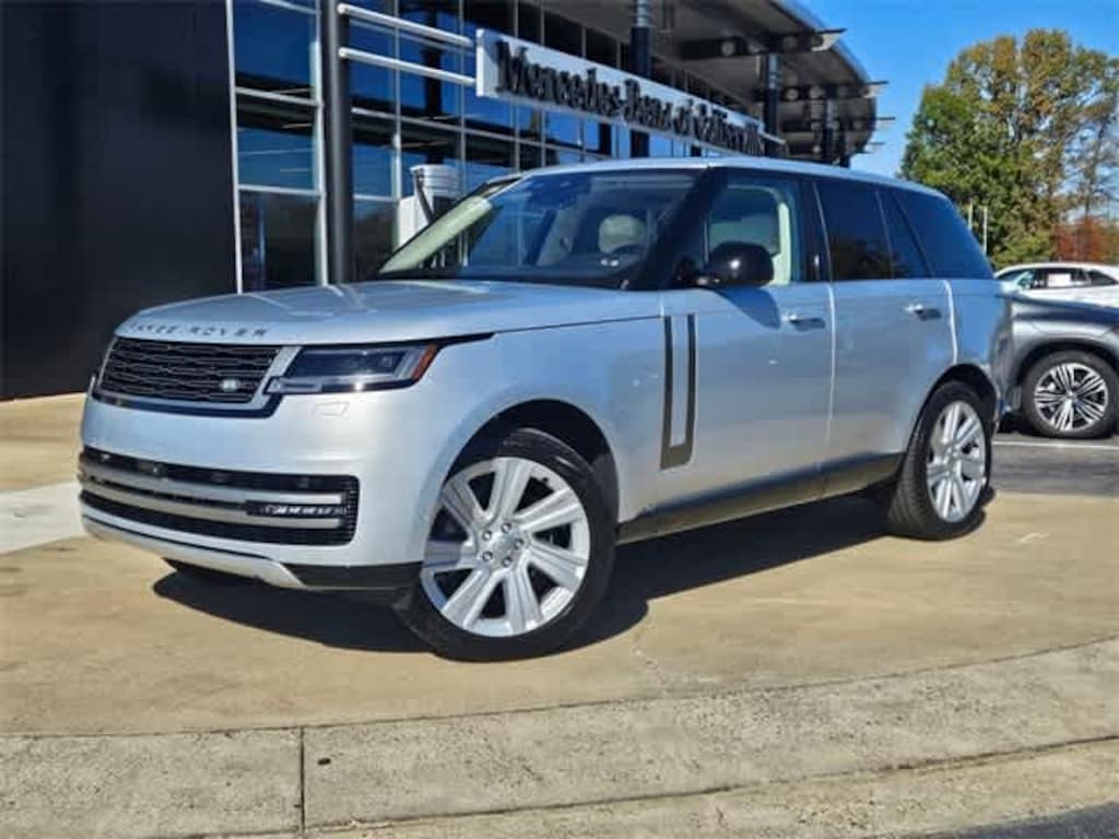 Used 2023 Land Rover Range Rover P530 SE SUV