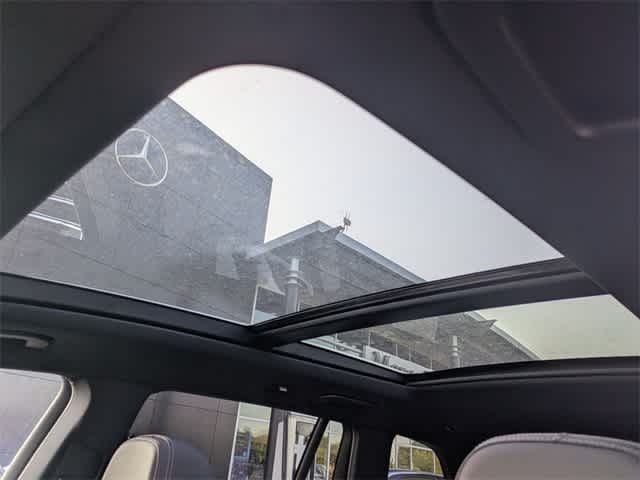 Thumbnail: 2025 Mercedes-Benz GLS - 15