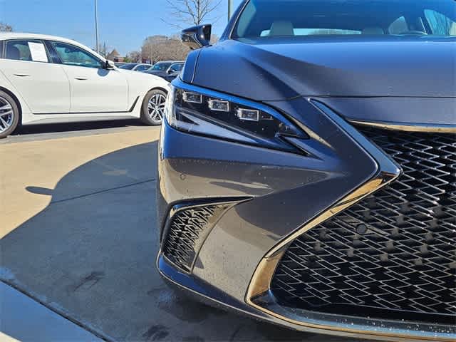 Thumbnail: 2024 Lexus ES - 10