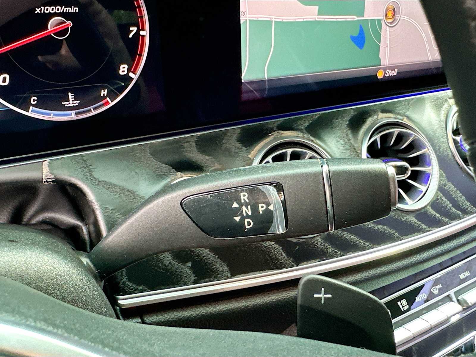Thumbnail: 2020 Mercedes-Benz E-Class - 17