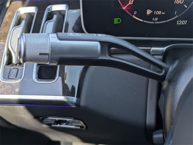 Thumbnail: 2022 Mercedes-Benz S-Class - 25