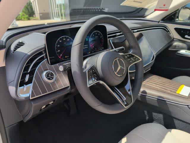 Thumbnail: 2026 Mercedes-Benz E-Class - 2