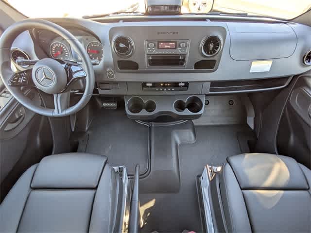 Thumbnail: 2026 Mercedes-Benz Sprinter - 15