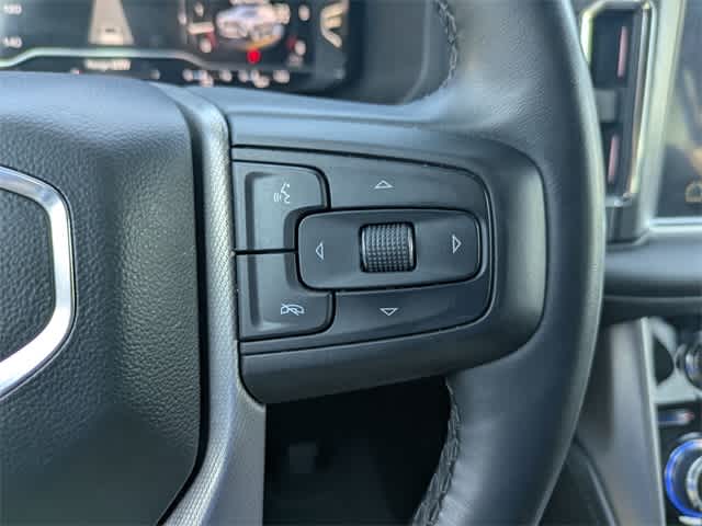 Thumbnail: 2023 GMC Yukon XL - 25