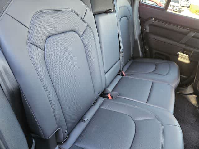 Thumbnail: 2025 Land Rover Defender - 23