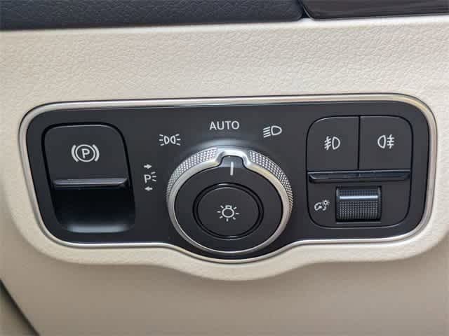 2025 Mercedes-Benz GLA 250 26