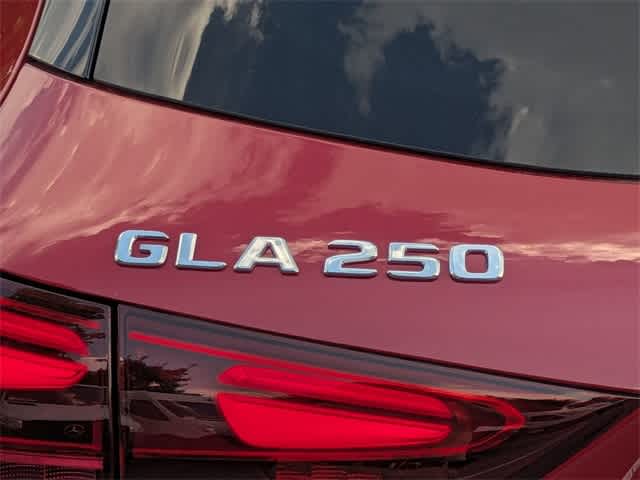 Thumbnail: 2026 Mercedes-Benz GLA - 12