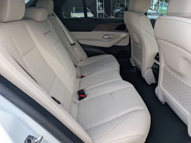 Thumbnail: 2026 Mercedes-Benz GLE - 21