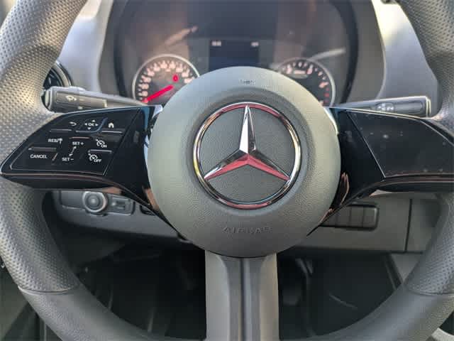 Thumbnail: 2025 Mercedes-Benz Sprinter - 23
