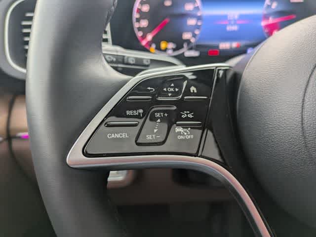 Thumbnail: 2025 Mercedes-Benz GLE - 25